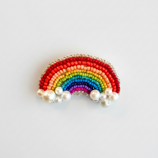 Regnbue – håndbroderet unika broche