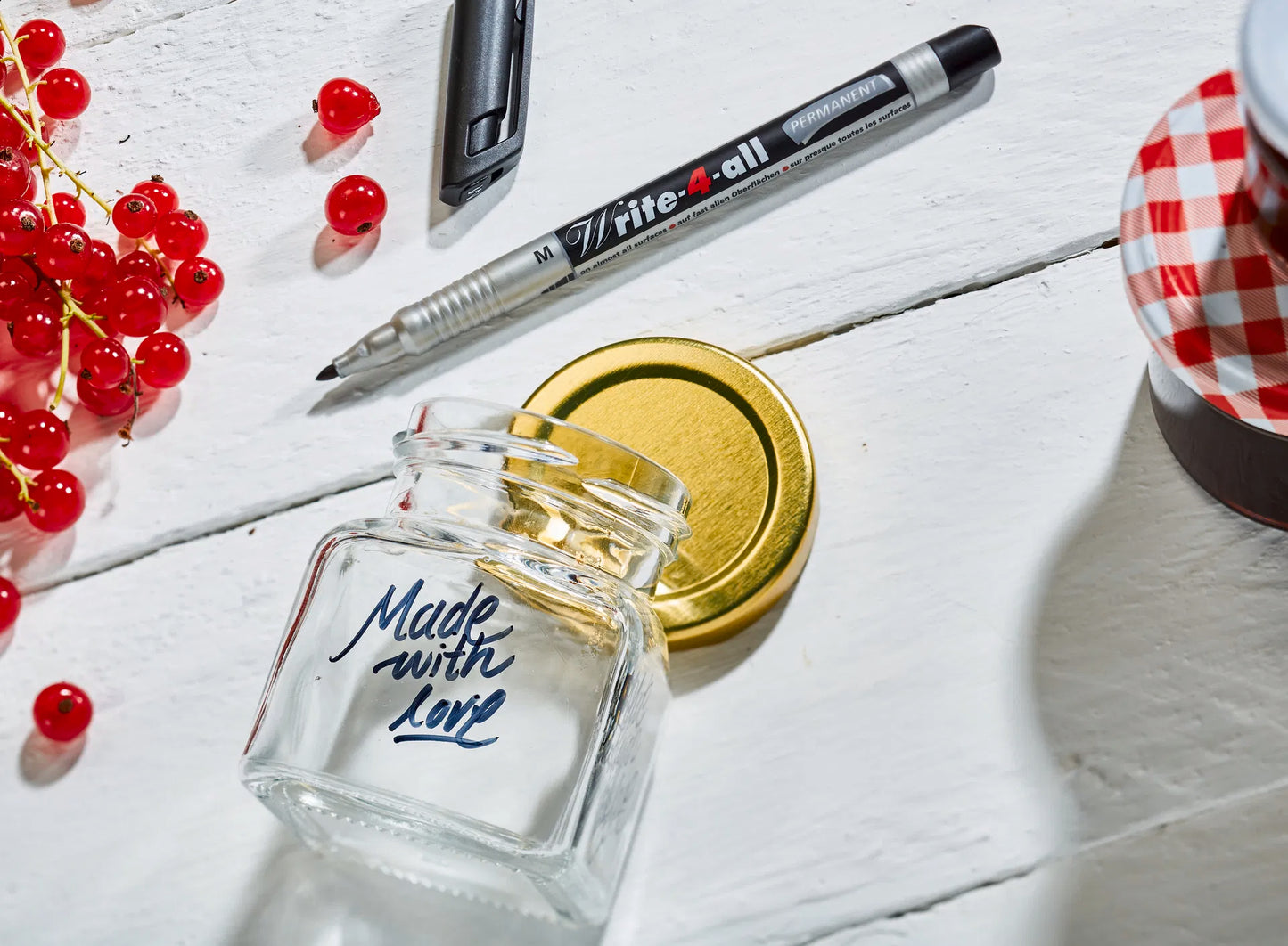 Permanent marker Stabilo Write-4-All medium tip