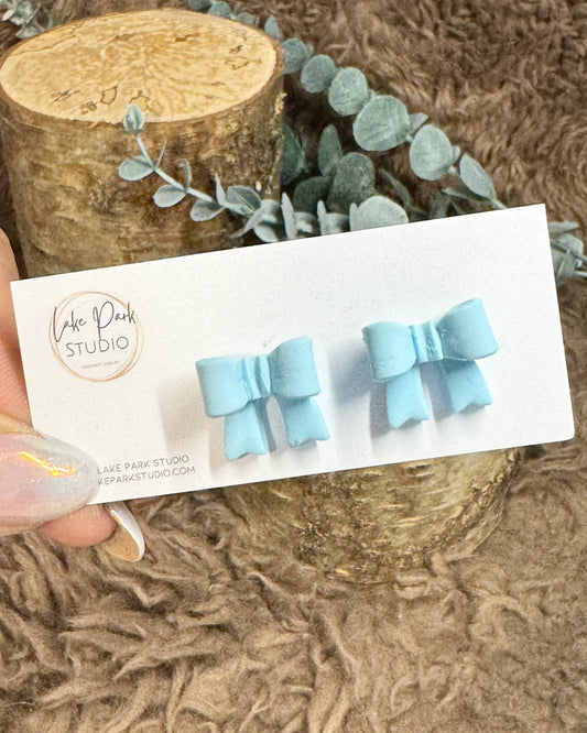 Små sløjfe ørestikkere - Baby Blå