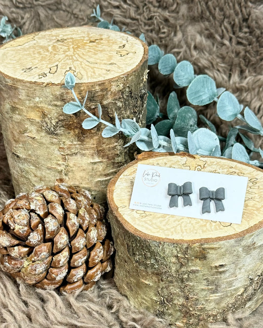 Små sløjfe ørestikkere - Skifer