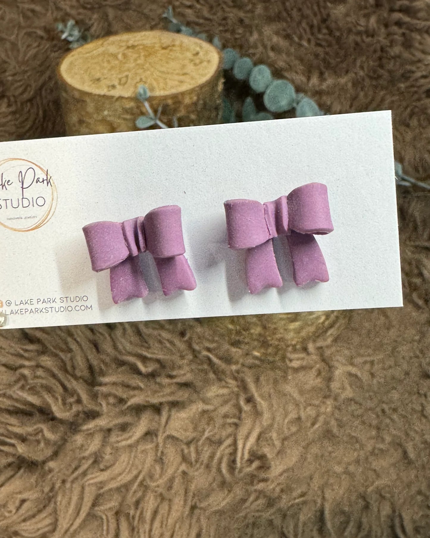 Små sløjfe ørestikkere - Lavendel