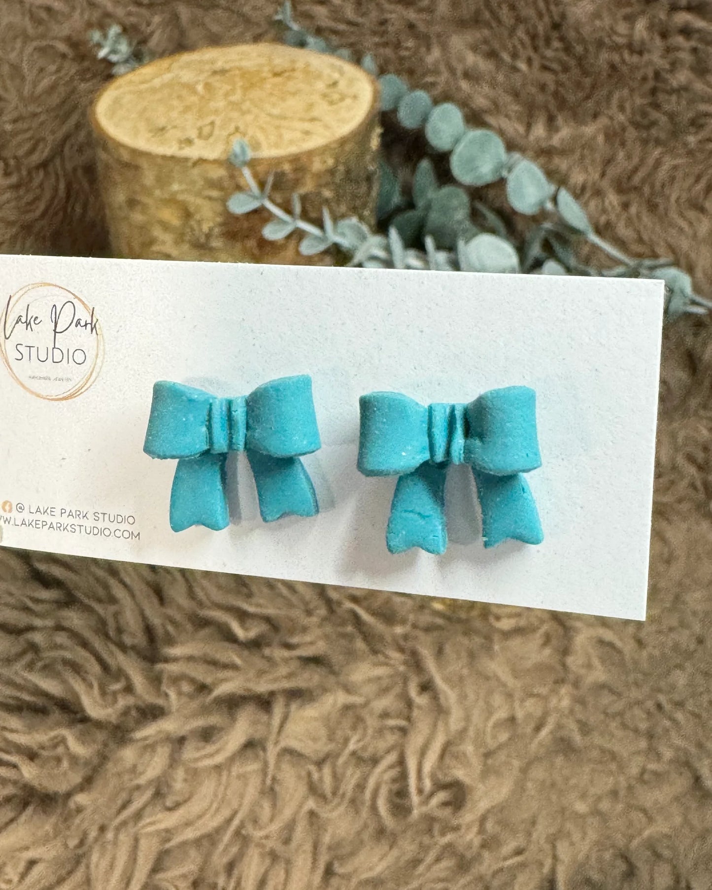 Små sløjfe ørestikkere - Aqua